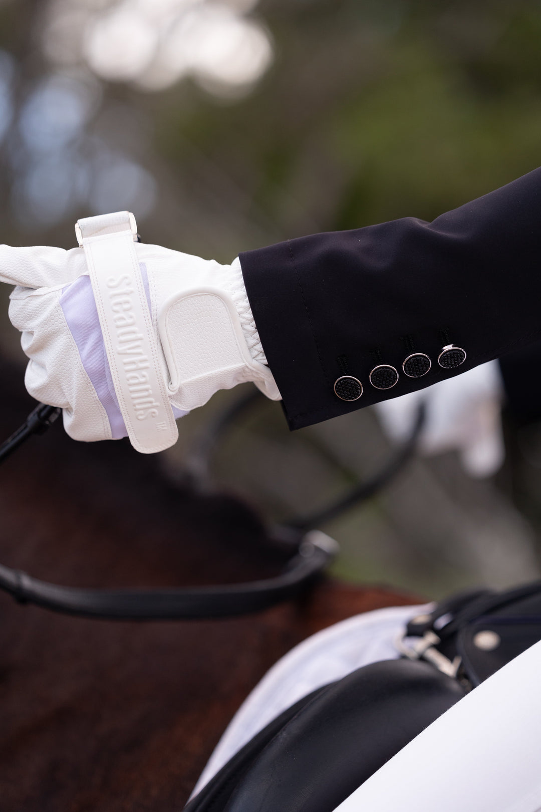 SteadyHands Riding Gloves - WHITE