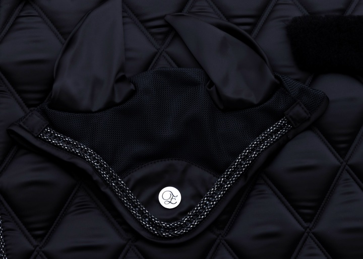 'The King' Black Jewel Ear Bonnet
