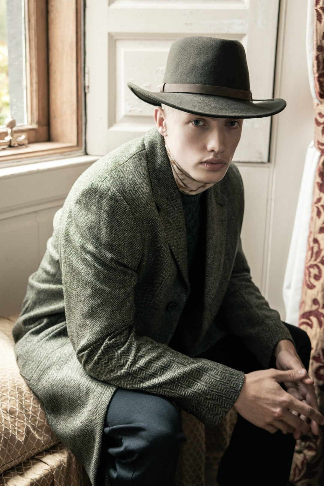 Jack Murphy Ireland - Owen Tweed Coat - Olive Wide Herringbone - Tweed