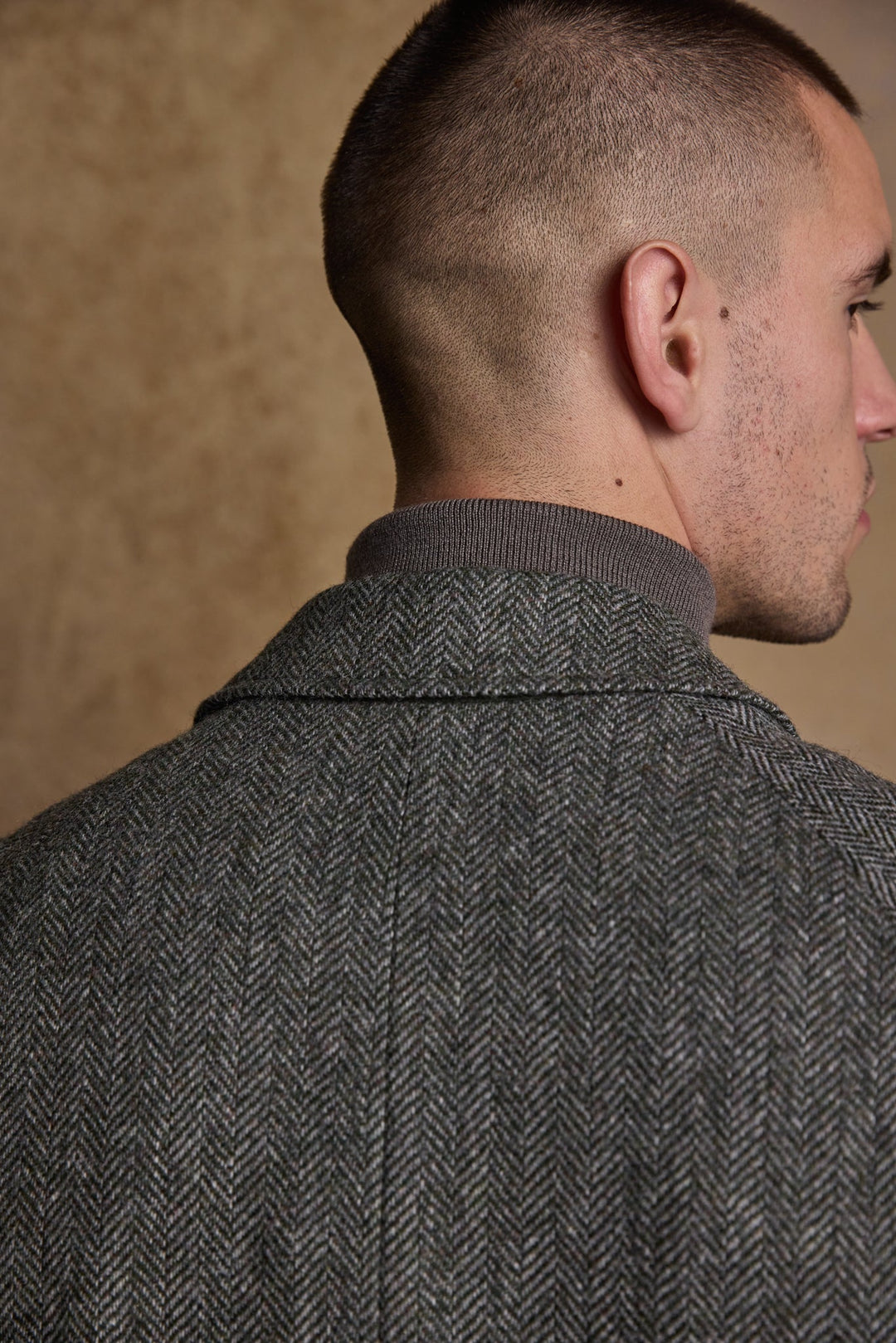 Jack Murphy Ireland - Sean Tweed Coat - Olive Wide Herringbone - Tweed