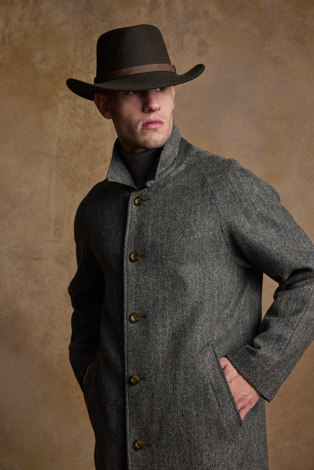Jack Murphy Ireland - Sean Tweed Coat - Olive Wide Herringbone - Tweed