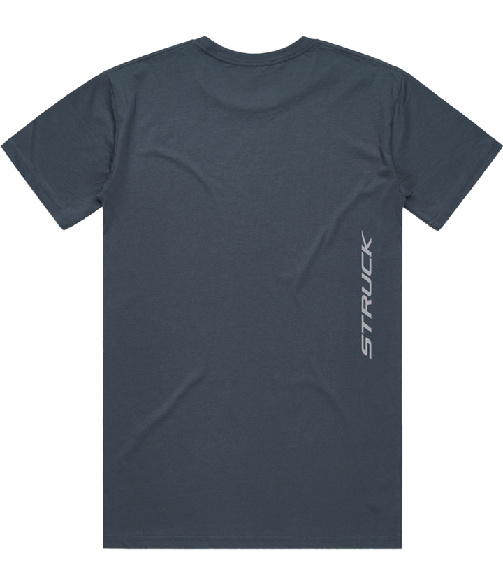 पुरुषों की लोगो टी: पेट्रोल ब्लू