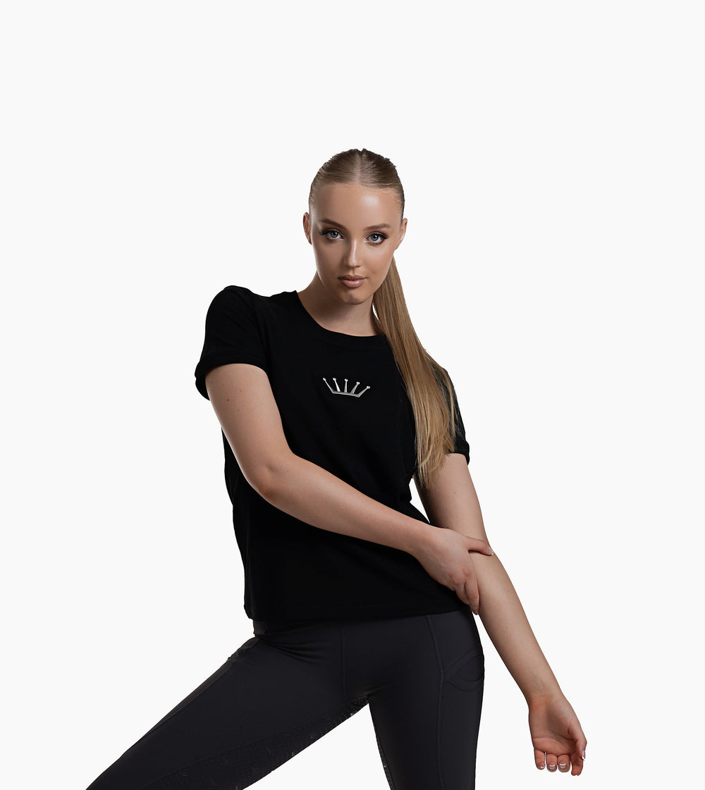 Women's Equestrian cotton tee featuring a relaxed fit, embroidered crown and soft material