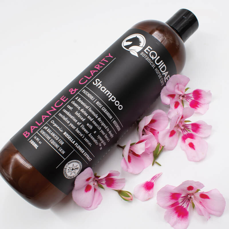 Horse shampoo formulated with natural ingredients to support healthy coat, mane and tail with every washed.
